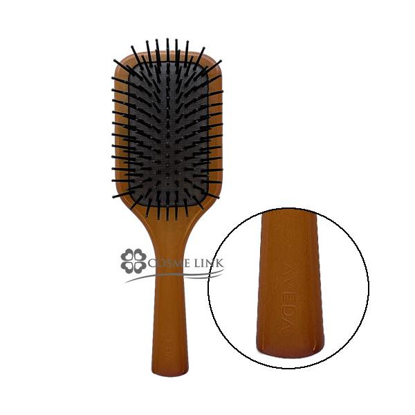 ヘアブラシ※ブラシが一本抜けたように見える穴は、空気穴です。ブロードライやスタイリング時の髪や頭皮への負担を緩和するよう、空気穴がほどこされております。いつでも、どこでも、髪も、頭皮も。毛先までからまない、さらさらの髪に。 人気のパドル ブ...