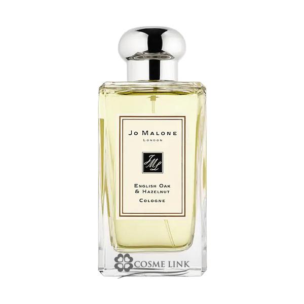 フレグランス100ml※生産の都合上、リボンと専用ボックスが付属していない場合がございます。ご理解の程宜しくお願い致します。エメラルドモスのカーペットの森の中をさまよいながら。 グリーン ヘーゼルナッツにエレミのスパイス。ローステッド オー...