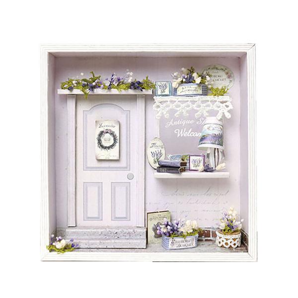 大人気のミニチュアクラフトシリーズに新シリーズ登場です。コンパクトなフレームタイプシリーズです。小さなフレームの中に小さなお店が開店です。小さいけど、アンティークな雰囲気で本格的なミニチュアクラフトです。●写真を参考にオリジナルで、お好きな...