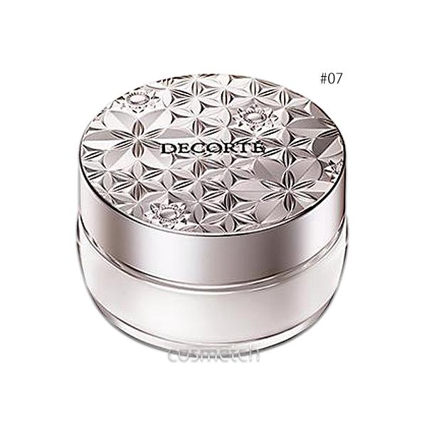 5つの異なる質感で肌を美しく魅せる光フェイスパウダー。肌に溶け込むように馴染むので、上品で澄んだ仕上がりが持続します。『ヌードマットスノー』 nude matte snow 陶器のようにつるんとした肌印象をもたらすノーカラー (ホワイト)広...