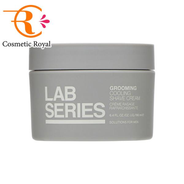 ＜シェーブクリーム＞クリームが肌とヒゲにしっかりと密着。うるおいを与えて柔軟にすることで、カミソリ負けしやすい肌を保護しながら、快適な深剃りを実現します。シェービングでうるおいを奪われた肌のモイスチャーバリアを保湿成分がサポートし、ダメージ...