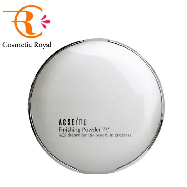 ＜ケース＞外出先でのお化粧直し用に。フィニッシングパウダー PV（別売）を詰め替えてお使いいただける携帯用コンパクトです。【パウダーの詰め替え方法】パフとメッシュ（網）を取り外し、フィニッシングパウダー PV（別売）に付属のスプーンでパウダ...