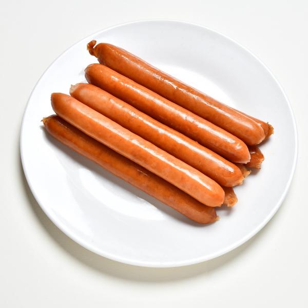 【規格】1000g×1パック入り、1本約50gが20本入っています。【商品説明】国内生産品にリニューアルしました。長さ約16cm、太さ約2cmでホットドックに最適のサイズです。【お召し上がり方】解凍もしくは冷凍の状態で約80℃のお湯で5分程...