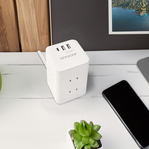 ・1台9役！様々な機器を給電・充電！　ACコンセント6個口に加え、さらにType-C×1、USB-A×2ポート搭載！・全てのUSBポートで急速充電可能！　3USBポートは合計3.4A。Type-CはPD充電で最大20W！・縦置き／横置きの2...