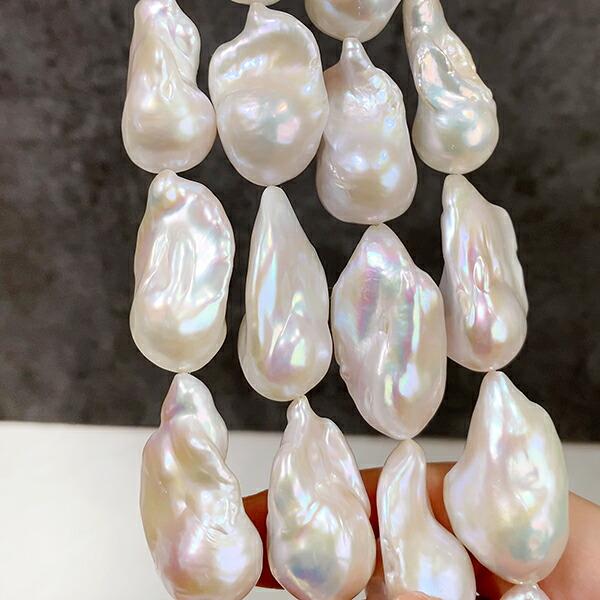 淡水パール（バロック オイスターバロック）大きさ 約24〜30×16〜17mm穴径 約0.5〜0.6mm1連 約39cm 14個
