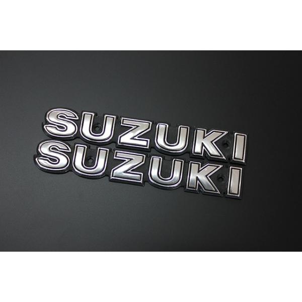 スズキ タンク エンブレム 新品 2枚 スモール 銀 アルミ製 : COSMOS