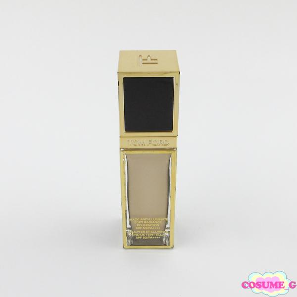 トム フォード シェイド アンド イルミネイト ソフト ラディアンス