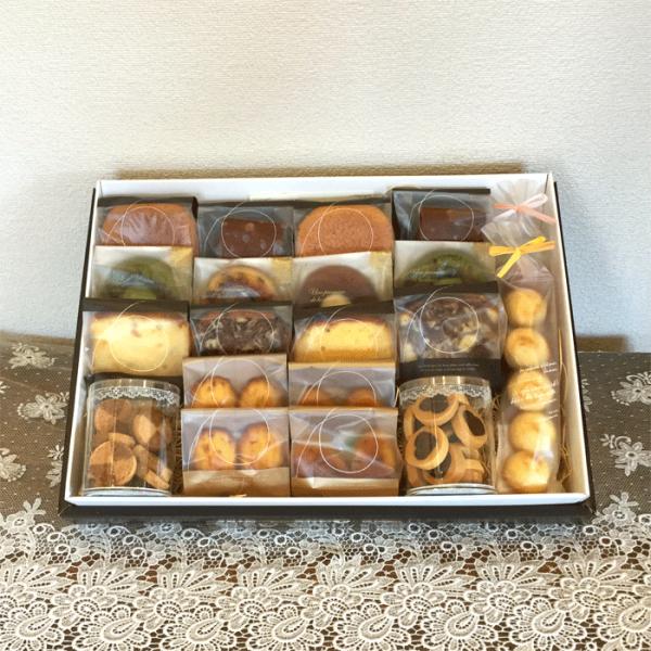 ギフトボックス(M)20個入    お菓子 焼き菓子 ギフト 詰め合わせ 初節句 内祝い 快気祝い 法事 御供 香典返し  スイーツ お返し 人気