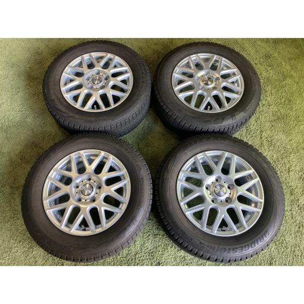 トヨタ ヴォクシー 195/65R15 スタッドレス タイヤ ブリヂストン imgrc0081464392.jpg