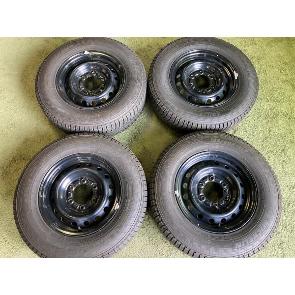 ハイエース純正スチール◆ミシュラン アジリス X-ICE 195/80R15 107/105R 2022年製造 未使用品◆200系ハイエース 送料無料 スタッドレスセット ミシュラン AGILIS X-ICE 195/80R15 107