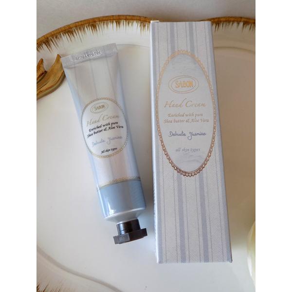 サボン Sabon ハンドクリーム デリケートジャスミン 50ml ハンドクリーム ラッピング付き プレゼント ギフト お返し プチギフト Stl 可愛いギフト 雑貨 Cozymom 通販 Yahoo ショッピング