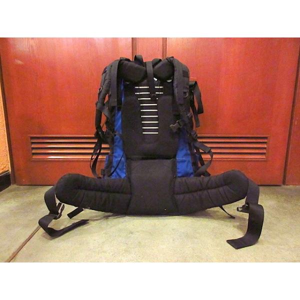 lowe alpine contour iv