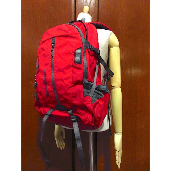 ビンテージ○Patagoniaナイロンバックパック赤○230309m3-bag-bp鞄