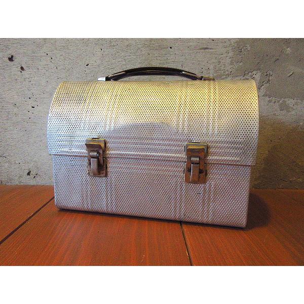 cozyvintage_240905k4-otdeqp