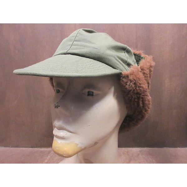 cozyvintage_251210z3-m-cp-ot