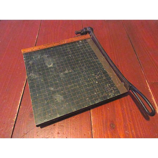 ビンテージ~40’s●MILTON BRADLEY CO.ウッド×メタルペーパーカッター●260601z8-otclct裁断機