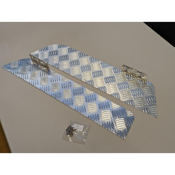 MDF】デリカD:5 アルミチェッカープレートステップカバー