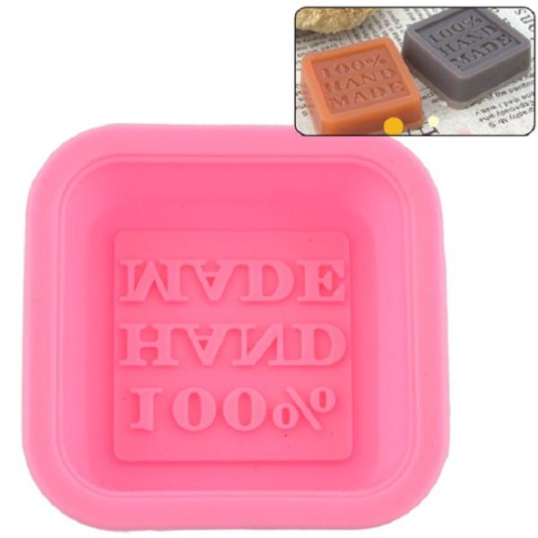 モールドサイズ:直径6.6cm 高さ2cm　シリコンの厚みを考えると石鹸ははそれより一回り小さくなります。シリコンはしっかりした物となります。