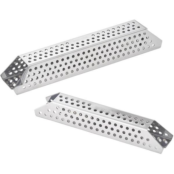 薪の間に空気の通り道を作って燃焼効率アップ※必ず焚き火台から落下しない位置に配置し、寝かせてご使用ください。