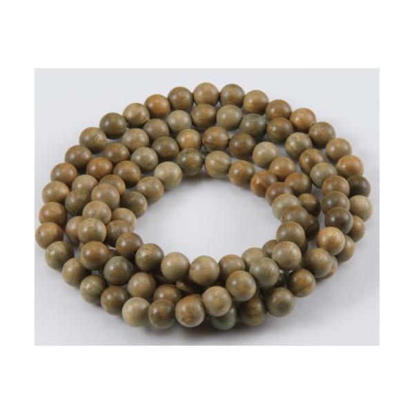 ハマビシ科植物の一つで,アマゾンの人々は緑檀木を神木と呼ぶ。香木として利用されている。もともと木や枝は緑色ではなく,空気に触れ,時を経つにつれ,緑色が深まっていきます。 穴あけ加工するときにできるバリ（とがったもの）があります。ビャクダン科...