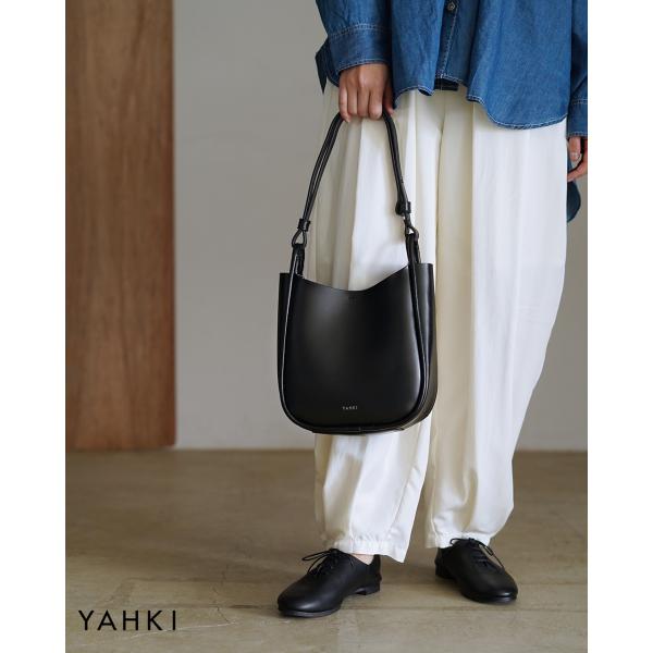 YAHKI（ヤーキ） 期間限定P10倍 ショルダーバッグ ソフトWフェイス 床