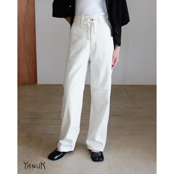 YANUK リリス ホワイトデニム　25 YANUK（ヤヌーク） 期間限定10%OFFクーポン YANUK Relax ストレート