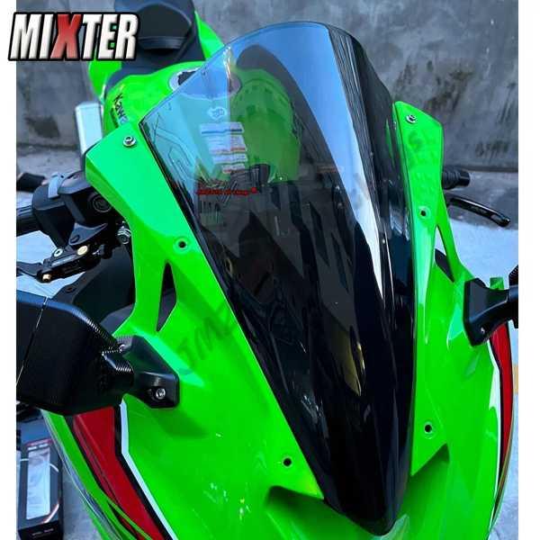 モーターサイクルレーシングスポーツスクリーンフロント モーターサイクルレーシングスポーツスクリーンフロント