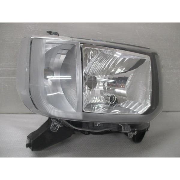 ウェイク DBA-LA700S 右ヘッドライト ヘッドランプ W24 81130-B2550