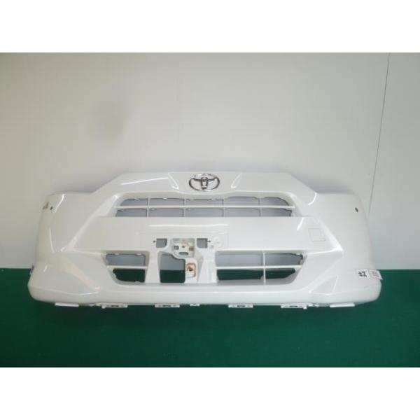 ピクシスエポック DBA-LA350A フロントバンパー 52101-B2B20 360898