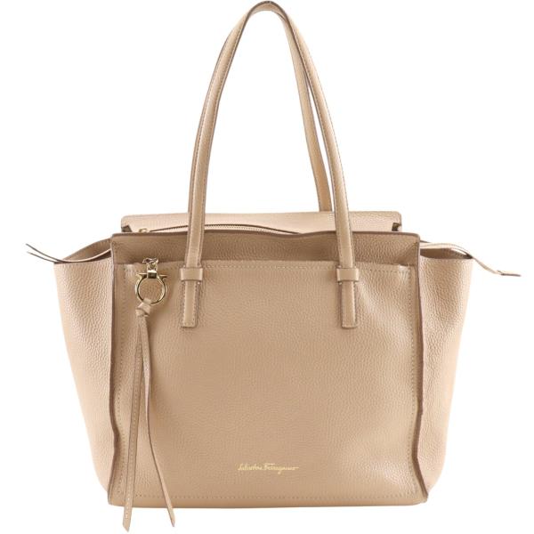 Salvatore Ferragamo サルヴァトーレフェラガモ エイミー AMY