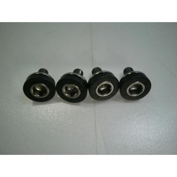 コッタレスクランク　固定ボルト　M8x15mm2台分（4ヶ）セットです。バルク梱包日本郵便　クリックポスト便で発送します。