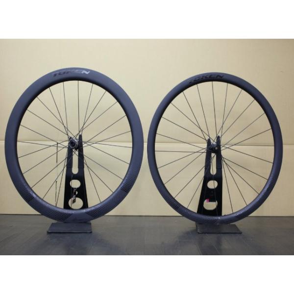 TOKEN（トーケン） VENTOUS + KONAX PRO DISC C352D 前後ホイール