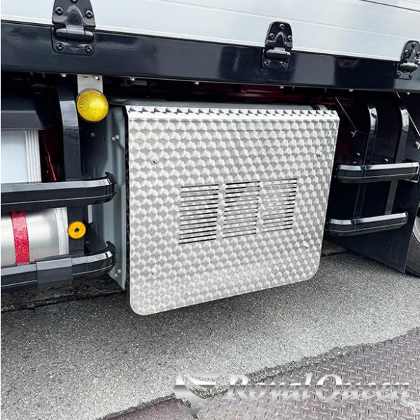 期間限定！20％オフ♪少し訳ありUD TRUCKS 新型 21クオン/パーフェクト