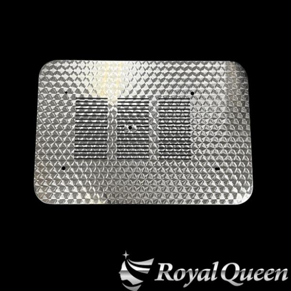 いすゞ 23ファイブスターギガ マフラーカバー(R5.9〜) タイプ2 ステンレス ウロコ【RQMC14I】
