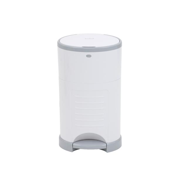 Korbellおむつポットが、製品素材の70％がリサイクル素材のECOになって生まれ変わりました。投入口も楕円形のワイドな形状になりました。・ニオイもれ防止パッキンの外フタとバネで閉まる内フタでイヤなニオイもれを防ぐ・専用取替ロールでニオイ...