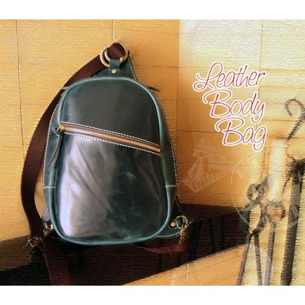 レザー製赤リュック・バックパック Ain Soph アイン・ソフ Ain Soph 2ウェイ スマート レザー リュックサック ボディ