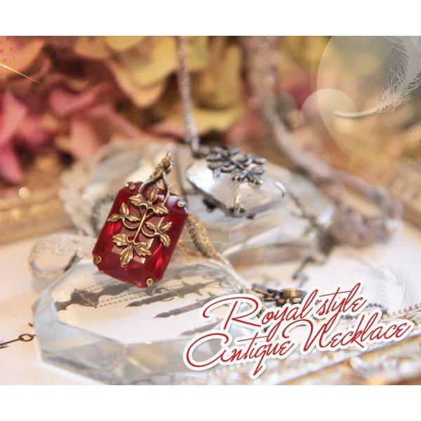 CX^C@AeB[NlbNXiuXbgɂȂ郌[XAWX^[tj