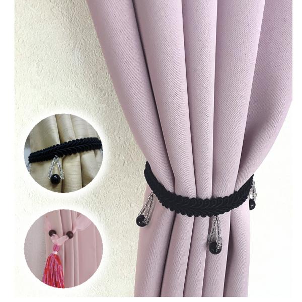 ちょっとしたアクセントに。2本入り。チャームは全体の長さは約45cm。コードのリボンの幅は約1.2cmです。レースピンクは全体の長さ約60cm下がっている房の長さは約10cmになります。２本入り。