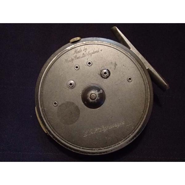 オールドフライリール ハーディー Lrhライトウェイト ヘビーuラインガード ケース付き Buyee Buyee 日本の通販商品 オークションの代理入札 代理購入