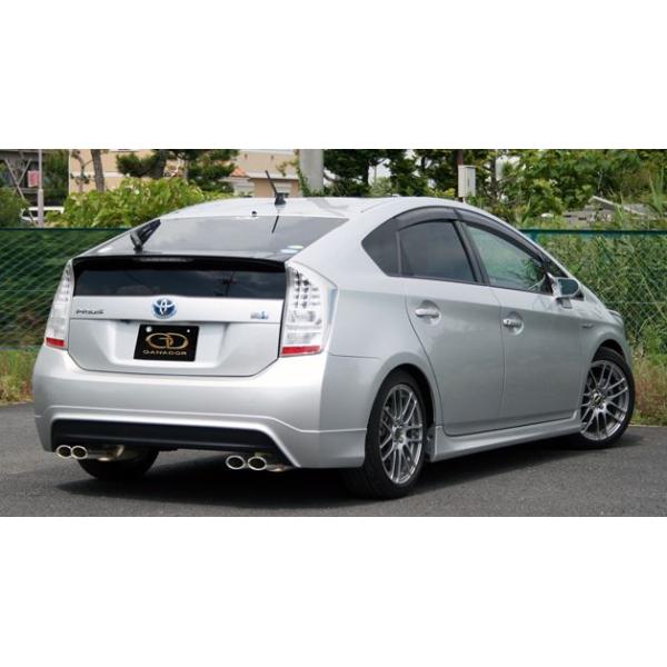 プリウス　ZVW30 ガナドール マフラー GANADOR ガナドール マフラーカッター プリウス(DAA-ZVW30/DLA