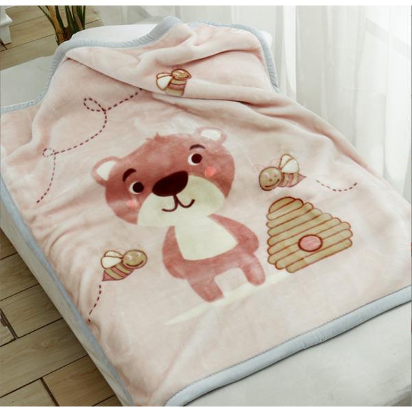 【素材】：ポリエステル【サイズ】：（約）【規格】：105*130cm【重さ】：0.95kg