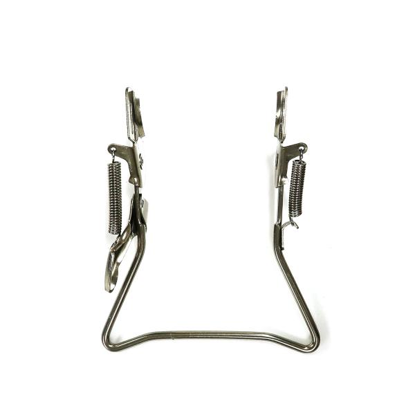 自転者用両立スタンドです。●フレームエンド形状：正爪●ロック機能付き●サビに強いマルチコーティング●適応車種：主に幼児車、折りたたみ車など※デザイン・仕様などは予告なく変更・改良することがありますので、予めご了承ください。