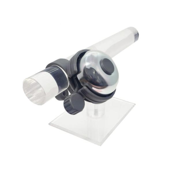 スマートなデザインで様々な車種に合わせやすいベルです。●ワンが取れにくい特殊な設計●左右取付け可能●JIS（日本工業規格）合格品●ワン素材：アルミ製※デザイン・仕様などは予告なく変更・改良することがありますので、予めご了承ください。