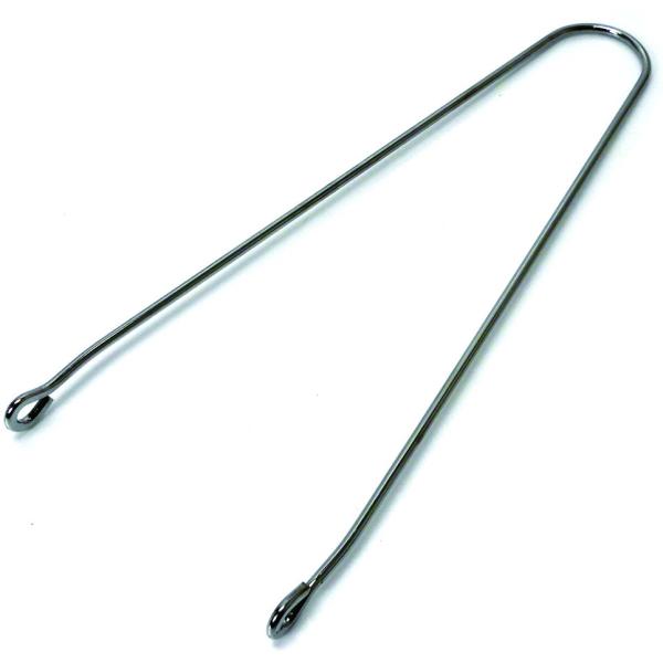 前ハブ軸用ドロヨケU型ステー。耐久性に優れ、サビに強いステンレス製。※デザイン・仕様などは予告なく変更・改良することがありますので、予めご了承ください。サイズ:WO26×1 3/8カラー:シルバー容量・重量:約130g