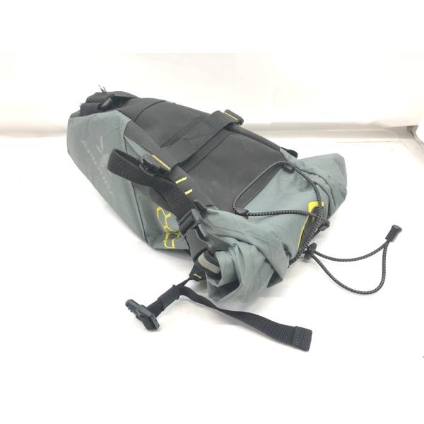 アピデュラ APIDURA バックカントリー Back Country サドルバッグ