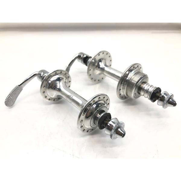 カンパニョーロ 丸穴ハブ Campagnolo NUOVO TIPO 未使用箱入 カンパニョーロ CAMPAGNOLO Nuovo Tipo small flange ハブ 前後