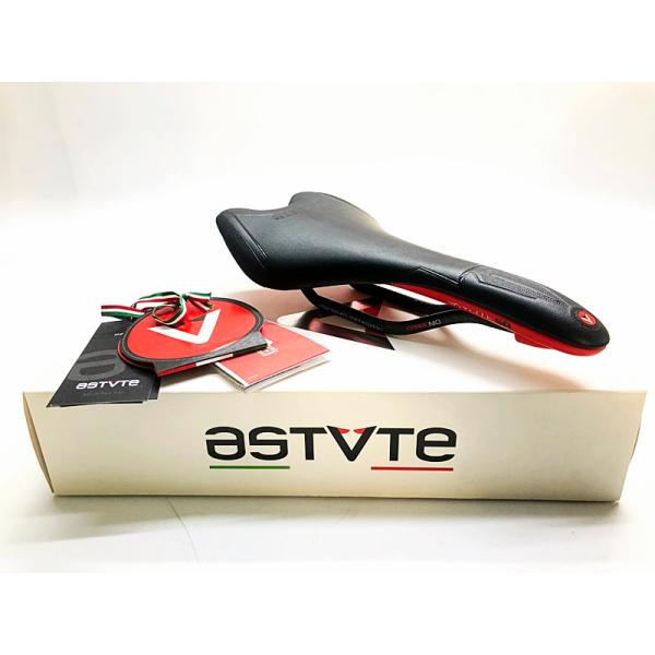 アスチュート ASTVTE スカイライトSR SKYLITE SR サドル カーボン