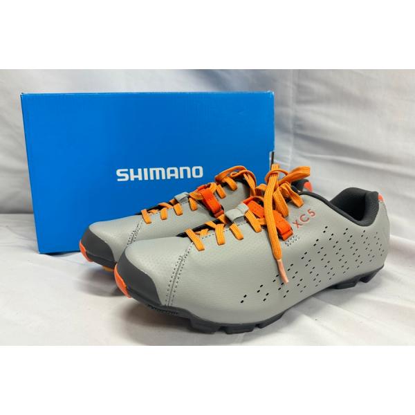 未使用✨ SHIMANO シマノ　25.2 自転車 SPD ビンディングシューズ 未使用 SHIMANO シマノ XC5 GREY/ORANGE 25.2cm ビンディングシューズ