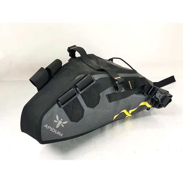 アピデュラ APIDURA エクスペディションサドルバッグ 9L EXPEDITION