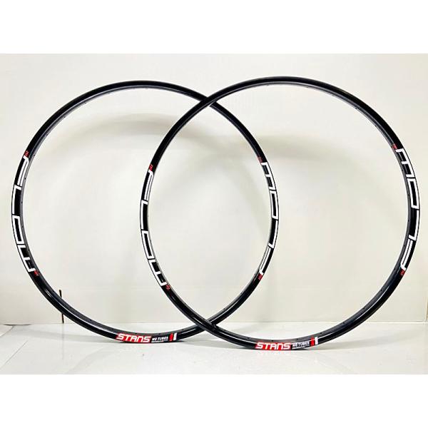 超美品 スタンズ STANS NO TUBES フロー ZTR FLOW MK3 リム2本セット